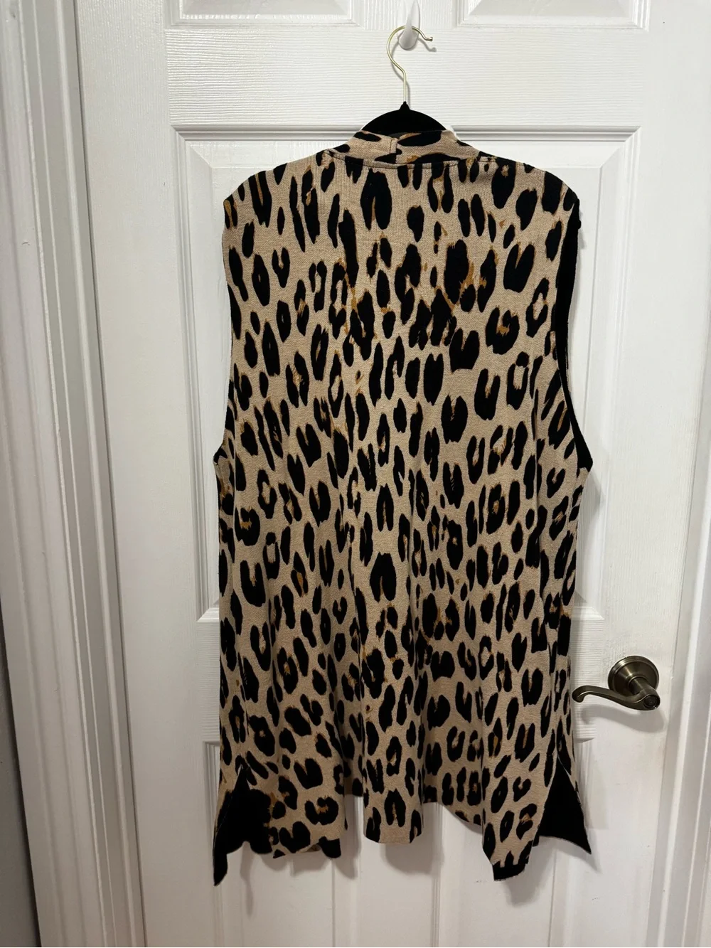 Carmen Marc Valvo sleeveless open